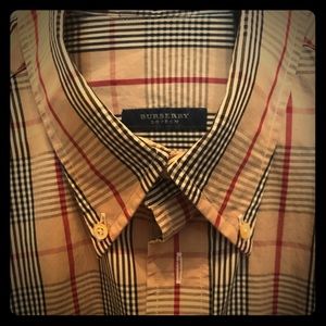 Men’s Burberry cotton shirt. Button down collar.